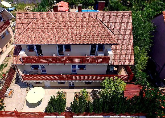 Sunnyside Apartament *